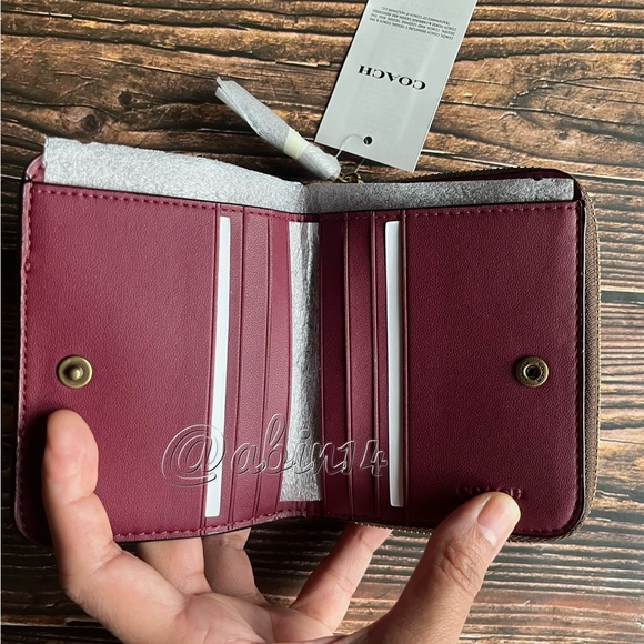 NWT Coach Small Bifold Coloblock Signature Tan Rust Wallet - Picture 2 of 5